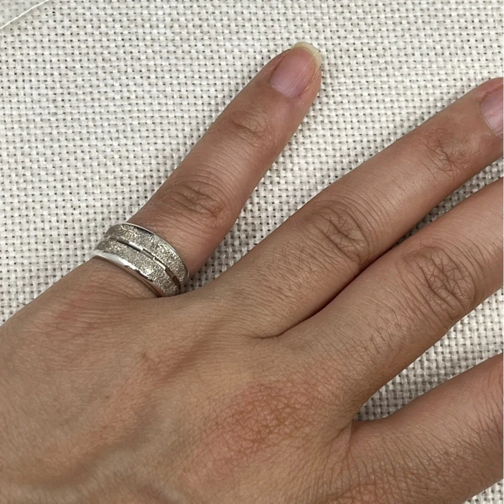 Vintage .999 Fine Silver Textured Band Ring – Size 5.75, Made in Costa Rica